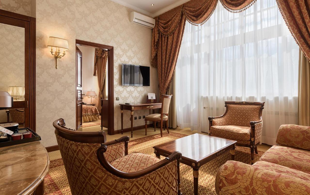 พรีเมียร์ พาเลส Hotel เคียฟ ภายนอก รูปภาพ