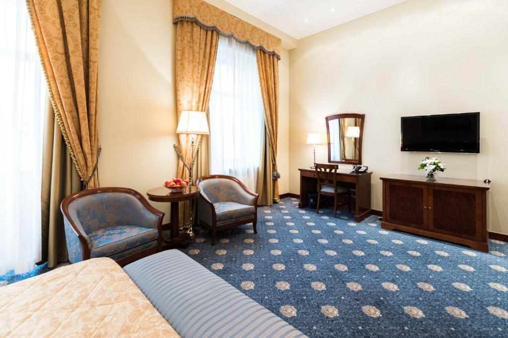 พรีเมียร์ พาเลส Hotel เคียฟ ภายนอก รูปภาพ